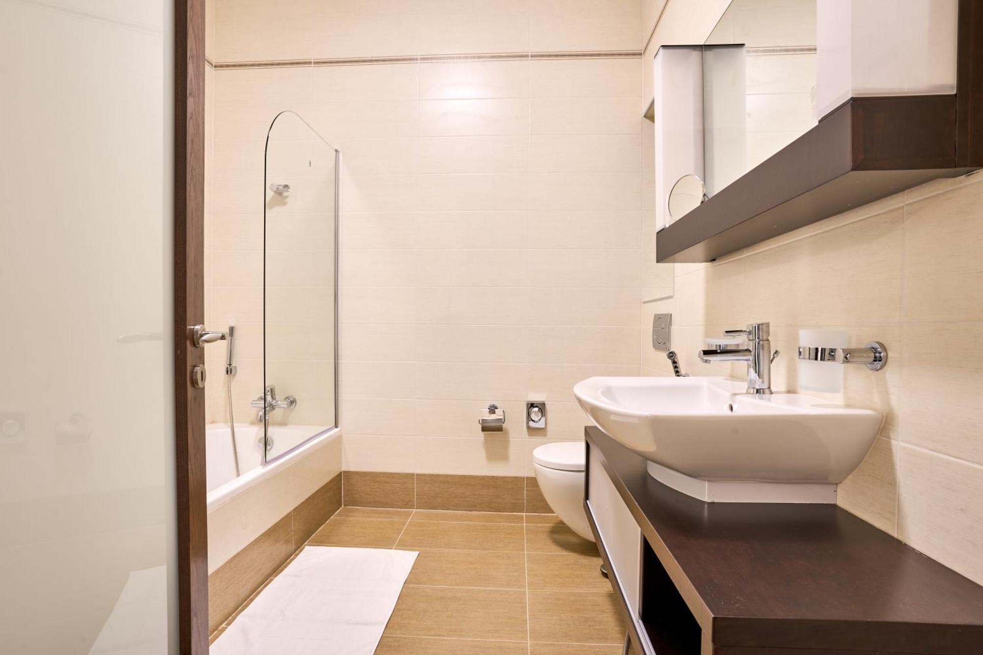 Lägenhet Stunning 3-bedroom Seaview Retreat In Cambridge Sliema
