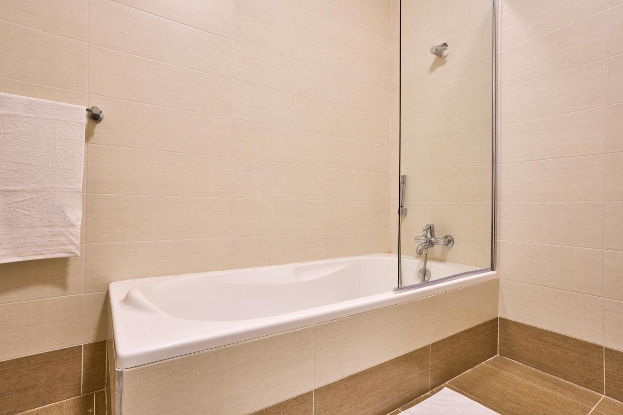 Stunning 3-bedroom Seaview Retreat In Cambridge *